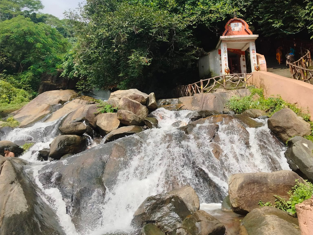 Panchalingeswar Temple